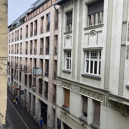 Apriory Apartmants Kazinczy 아파트