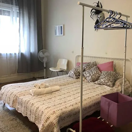 Apriory Apartmants Kazinczy * 부다페스트